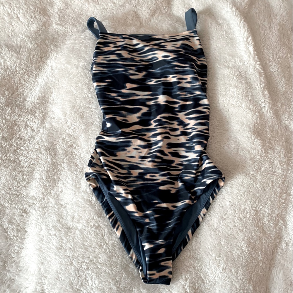 Sweaty Betty Sanctuary one piece swimsuit